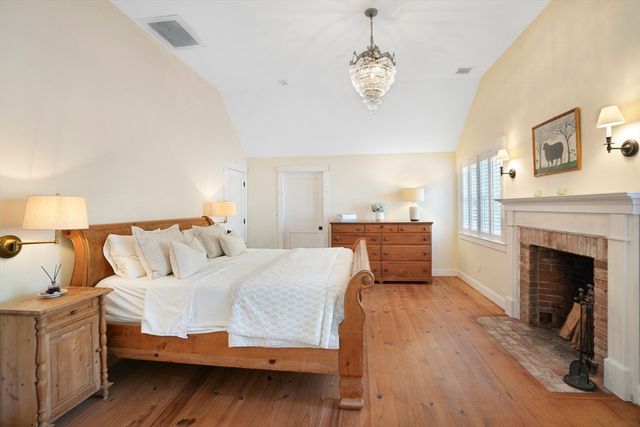 53 Stoney Hill Road, West Tisbury, MA 02575