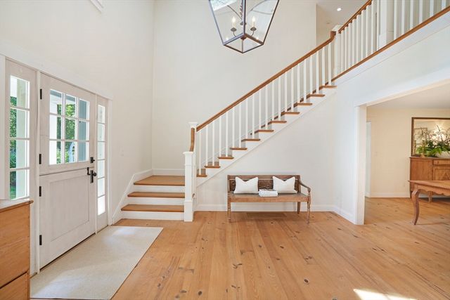 53 Stoney Hill Road, West Tisbury, MA 02575