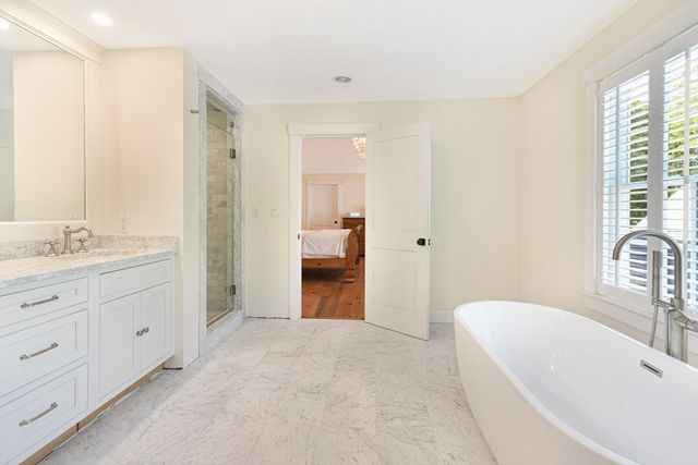 53 Stoney Hill Road, West Tisbury, MA 02575