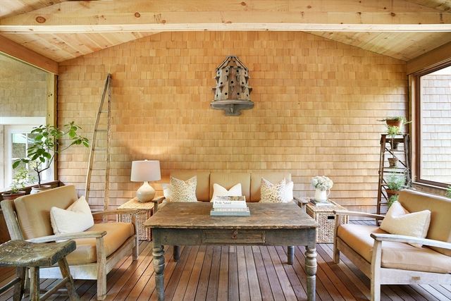 53 Stoney Hill Road, West Tisbury, MA 02575