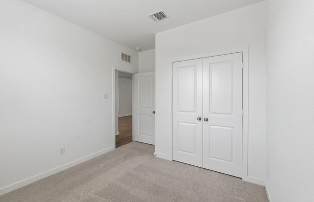 164 Green Berets BND, Jarrell, TX 76537