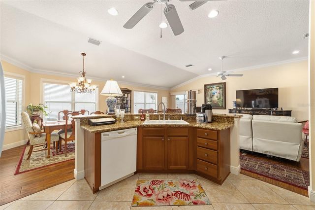 418 FLOSSMOOR COURT, The Villages, FL 32162