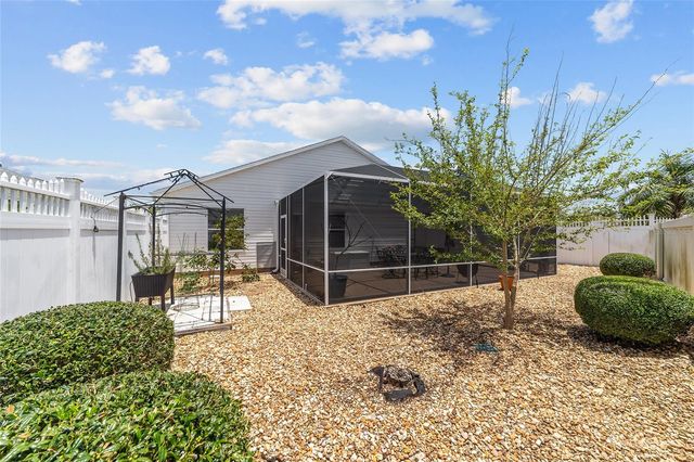 418 FLOSSMOOR COURT, The Villages, FL 32162