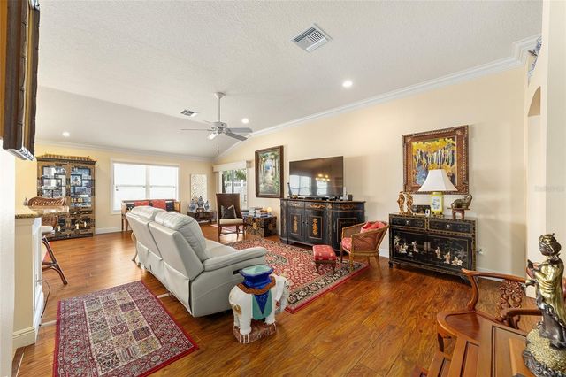 418 FLOSSMOOR COURT, The Villages, FL 32162