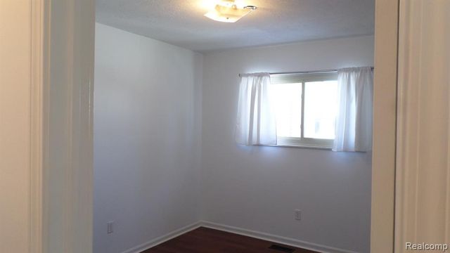 38615 Levisham Drive, Clinton Township, MI 48038