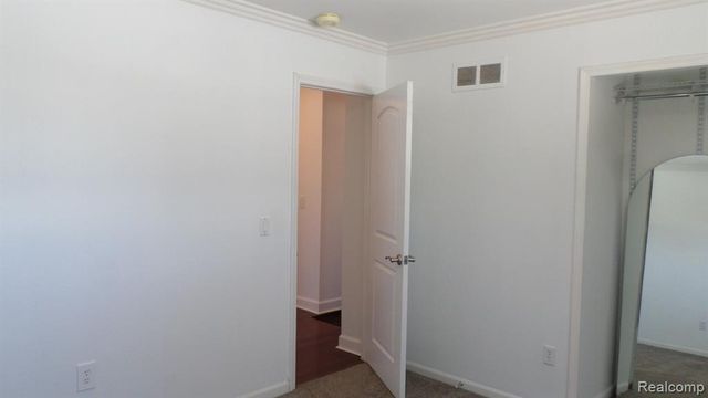 38615 Levisham Drive, Clinton Township, MI 48038