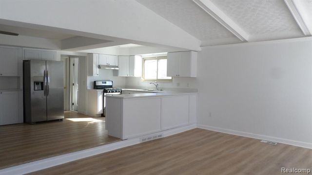 38615 Levisham Drive, Clinton Township, MI 48038