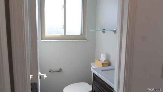 38615 Levisham Drive, Clinton Township, MI 48038