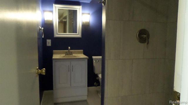 38615 Levisham Drive, Clinton Township, MI 48038