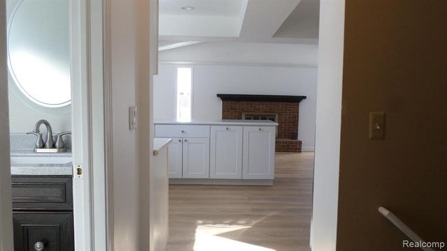 38615 Levisham Drive, Clinton Township, MI 48038