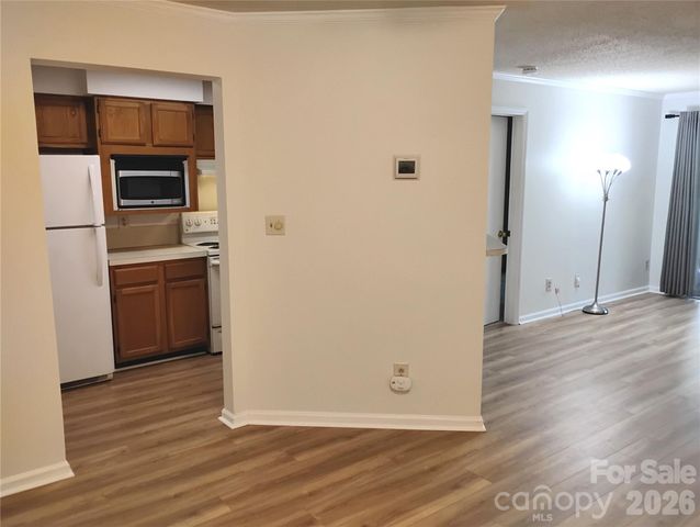 2536 Stradbrook Drive B, Charlotte, NC 28210