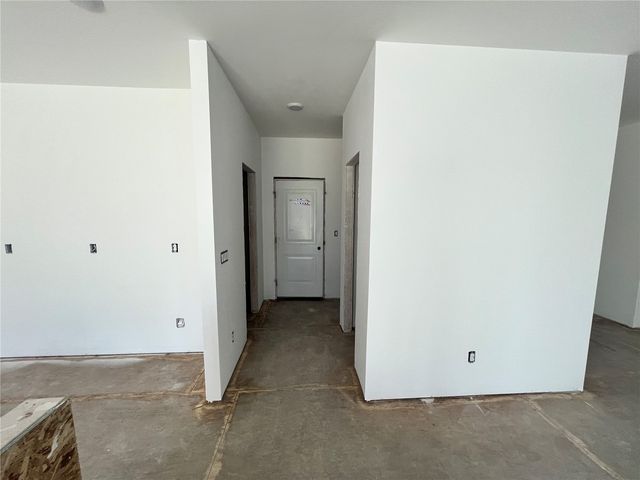 1435 Cardinal Drive, Fairfax, IA 52228