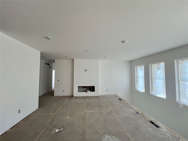 1435 Cardinal Drive, Fairfax, IA 52228