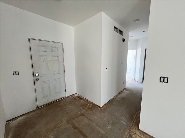 1435 Cardinal Drive, Fairfax, IA 52228