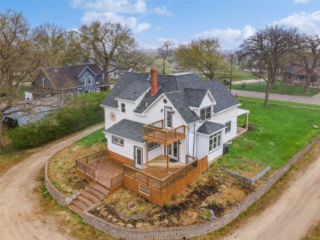 1415 1st Street, Redfield, IA 50233