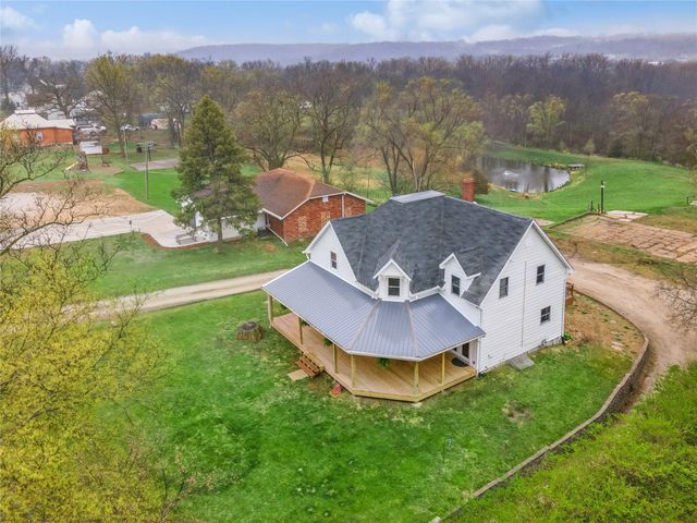 1415 1st Street, Redfield, IA 50233