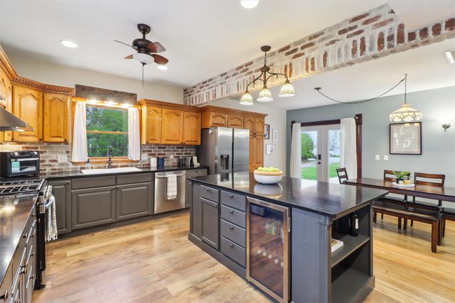 1415 1st Street, Redfield, IA 50233