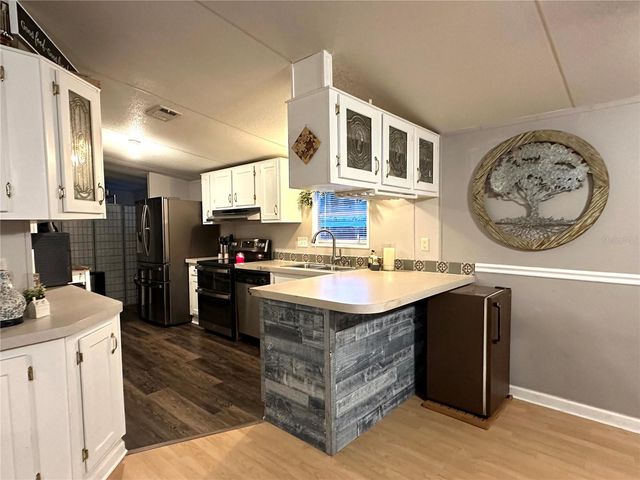 1434 LAKE SHORE DRIVE, Casselberry, FL 32707