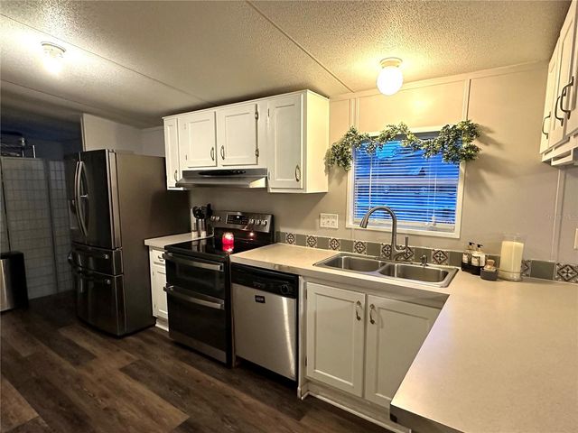 1434 LAKE SHORE DRIVE, Casselberry, FL 32707