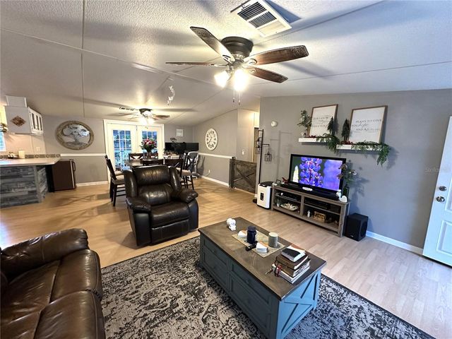 1434 LAKE SHORE DRIVE, Casselberry, FL 32707