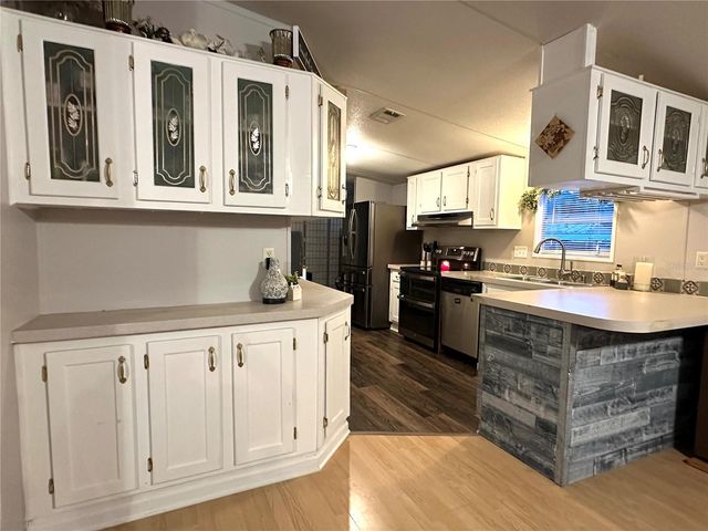 1434 LAKE SHORE DRIVE, Casselberry, FL 32707