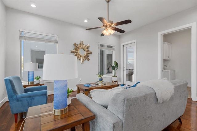 1005 Bingham Street 5, Houston, TX 77007