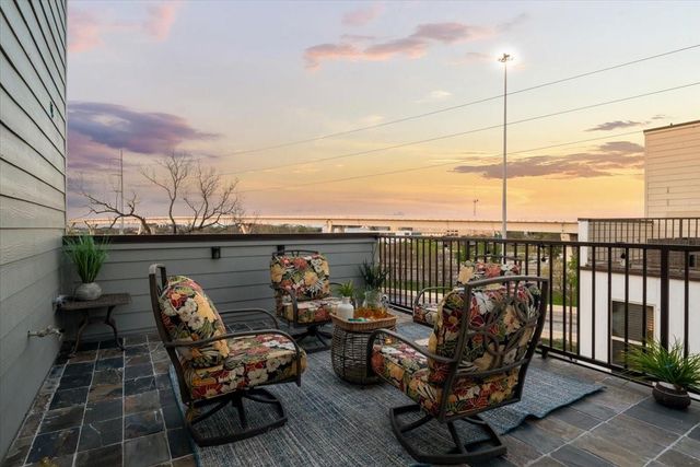 1005 Bingham Street 5, Houston, TX 77007