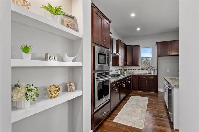 1005 Bingham Street 5, Houston, TX 77007