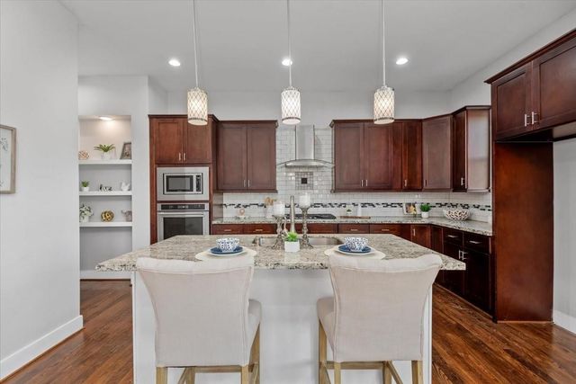 1005 Bingham Street 5, Houston, TX 77007