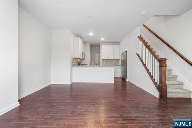 68 Leahy Drive 4904, Wood Ridge, NJ 07075