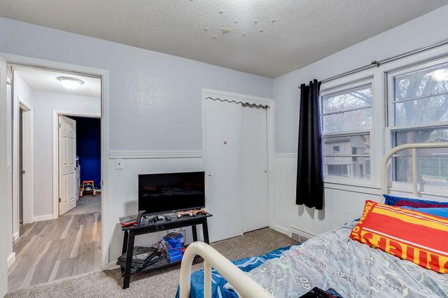 2409 W Wildwood Ln, Wichita, KS 67217