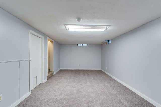 2409 W Wildwood Ln, Wichita, KS 67217