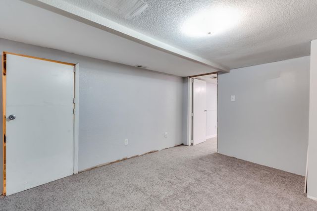 2409 W Wildwood Ln, Wichita, KS 67217