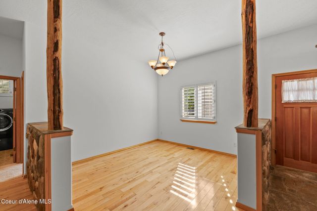 18407 W Rice Ave, Hauser, ID 83854