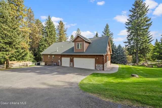 18407 W Rice Ave, Hauser, ID 83854