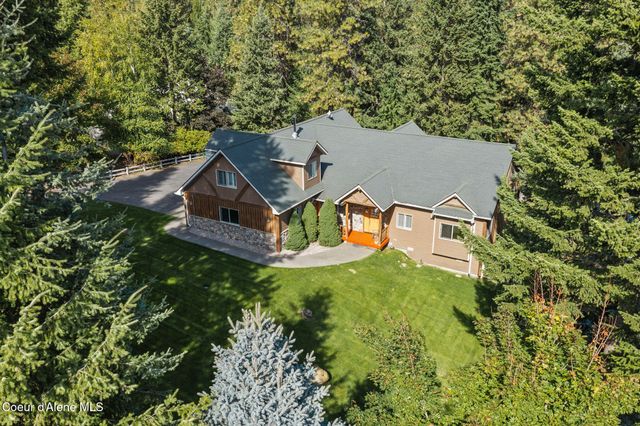 18407 W Rice Ave, Hauser, ID 83854