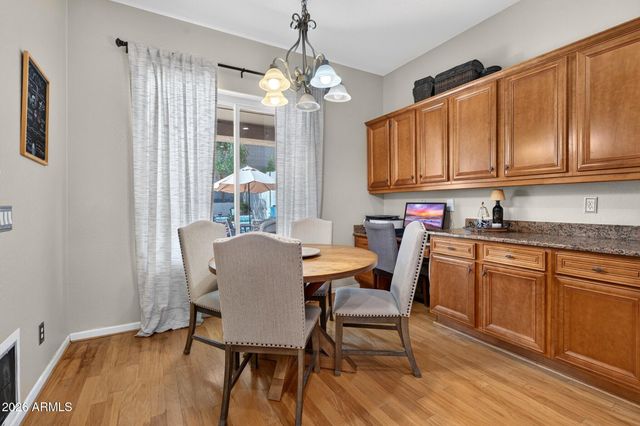 6901 W PEAK VIEW Road, Peoria, AZ 85383