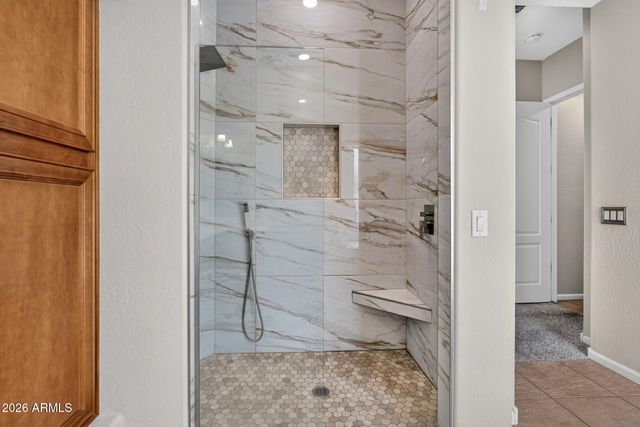 6901 W PEAK VIEW Road, Peoria, AZ 85383