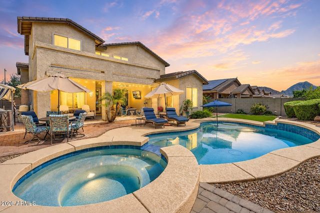 6901 W PEAK VIEW Road, Peoria, AZ 85383