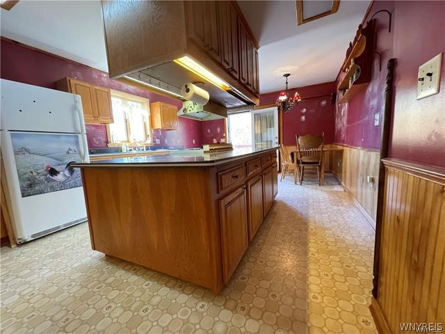 9954 Vermont Hill Road, Holland, NY 14080