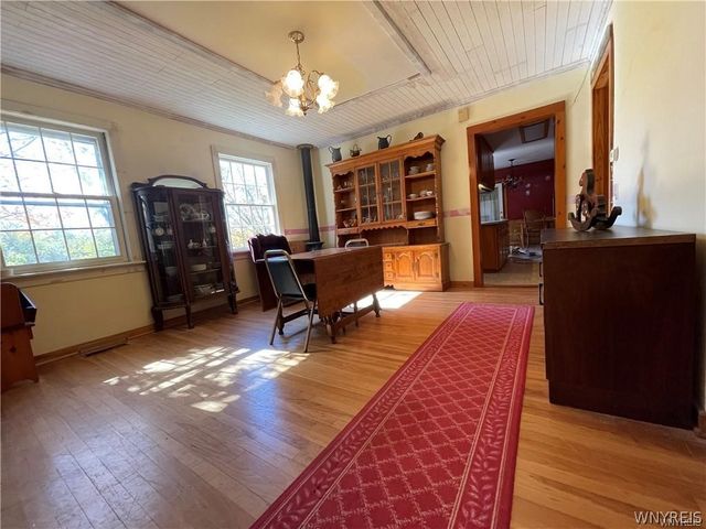 9954 Vermont Hill Road, Holland, NY 14080
