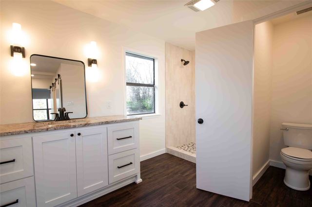 200 PVT RD 8519, Van, TX 75790