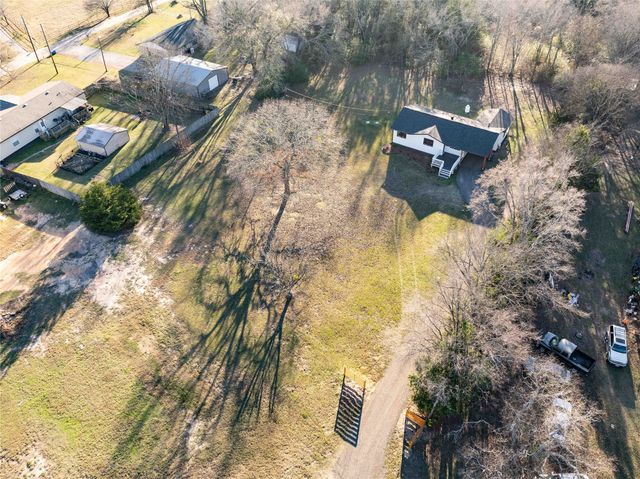 200 PVT RD 8519, Van, TX 75790