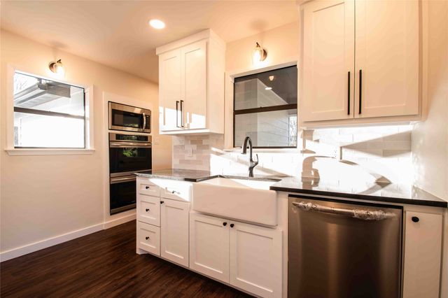 200 PVT RD 8519, Van, TX 75790