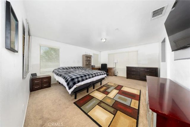 1102 Moraga Avenue, Perris, CA 92571