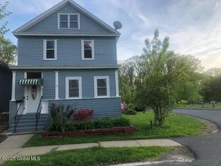 50 Mapleridge Avenue, Albany, NY 12209
