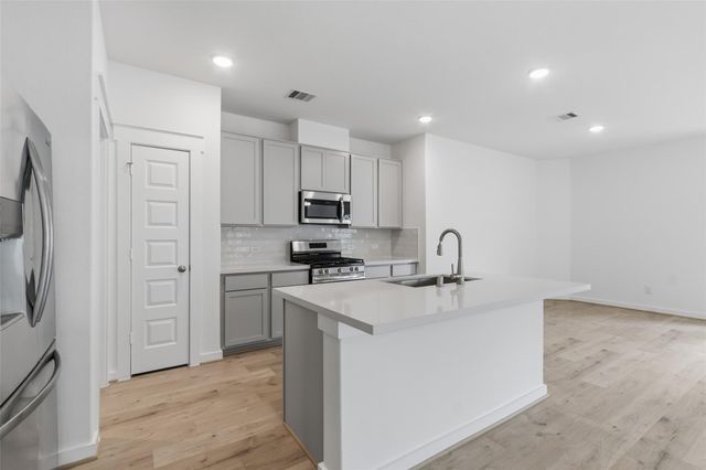 12743 Dina Springs Lane, Magnolia, TX 77354