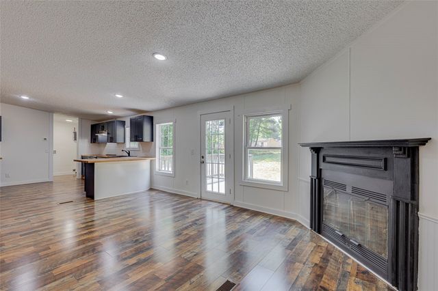 208 Meadow Hills Drive, Anderson, SC 29624