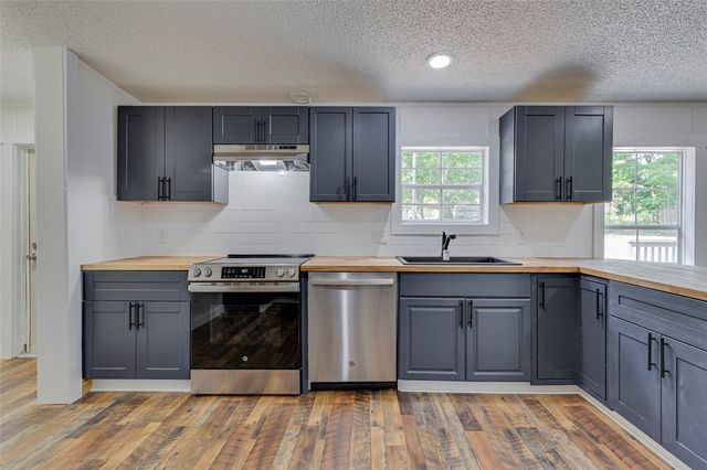 208 Meadow Hills Drive, Anderson, SC 29624