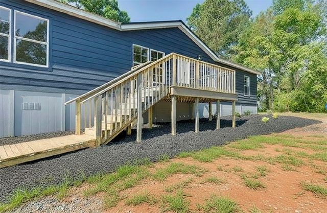 208 Meadow Hills Drive, Anderson, SC 29624